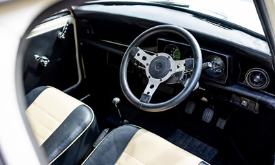 Lot 1988 Mini Mayfair