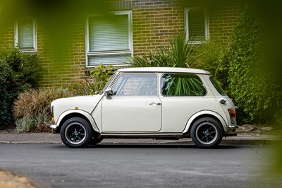 Lot 1988 Mini Mayfair