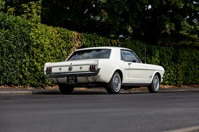 Lot 1966 Ford Mustang