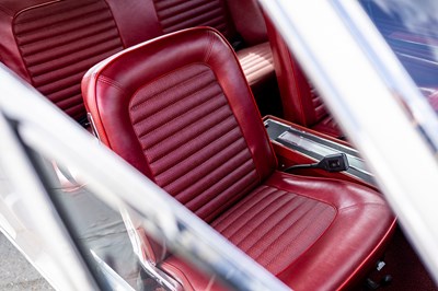 Lot 1966 Ford Mustang