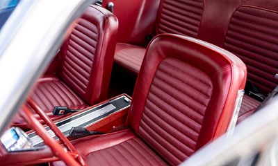 Lot 1966 Ford Mustang