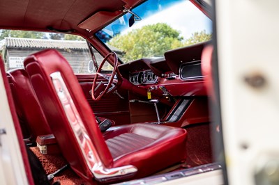 Lot 1966 Ford Mustang
