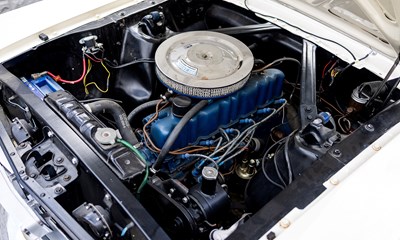 Lot 1966 Ford Mustang
