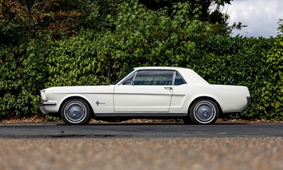 Lot 1966 Ford Mustang