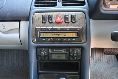 Lot 2002 Mercedes-Benz CLK 230 Avantgarde Kompressor