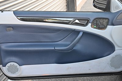 Lot 2002 Mercedes-Benz CLK 230 Avantgarde Kompressor