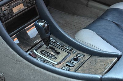 Lot 2002 Mercedes-Benz CLK 230 Avantgarde Kompressor