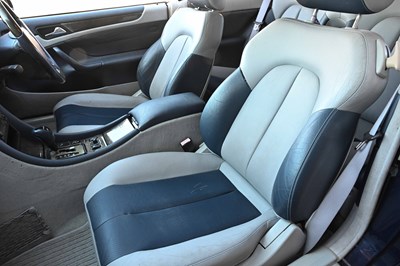 Lot 2002 Mercedes-Benz CLK 230 Avantgarde Kompressor