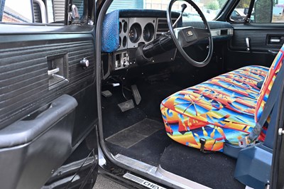 Lot 2009 Chevrolet GMC Pick-Up