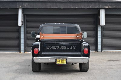 Lot 2009 Chevrolet GMC Pick-Up