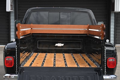 Lot 2009 Chevrolet GMC Pick-Up