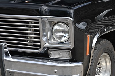 Lot 2009 Chevrolet GMC Pick-Up