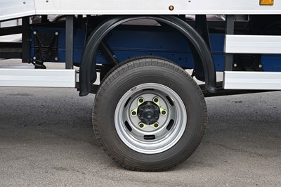Lot 1998 Ford Transit Low Loader