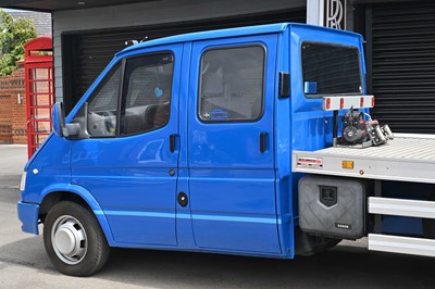 Lot 1998 Ford Transit Low Loader