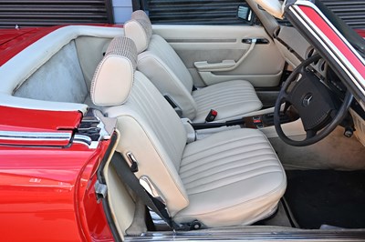 Lot 1979 Mercedes-Benz 350 SL