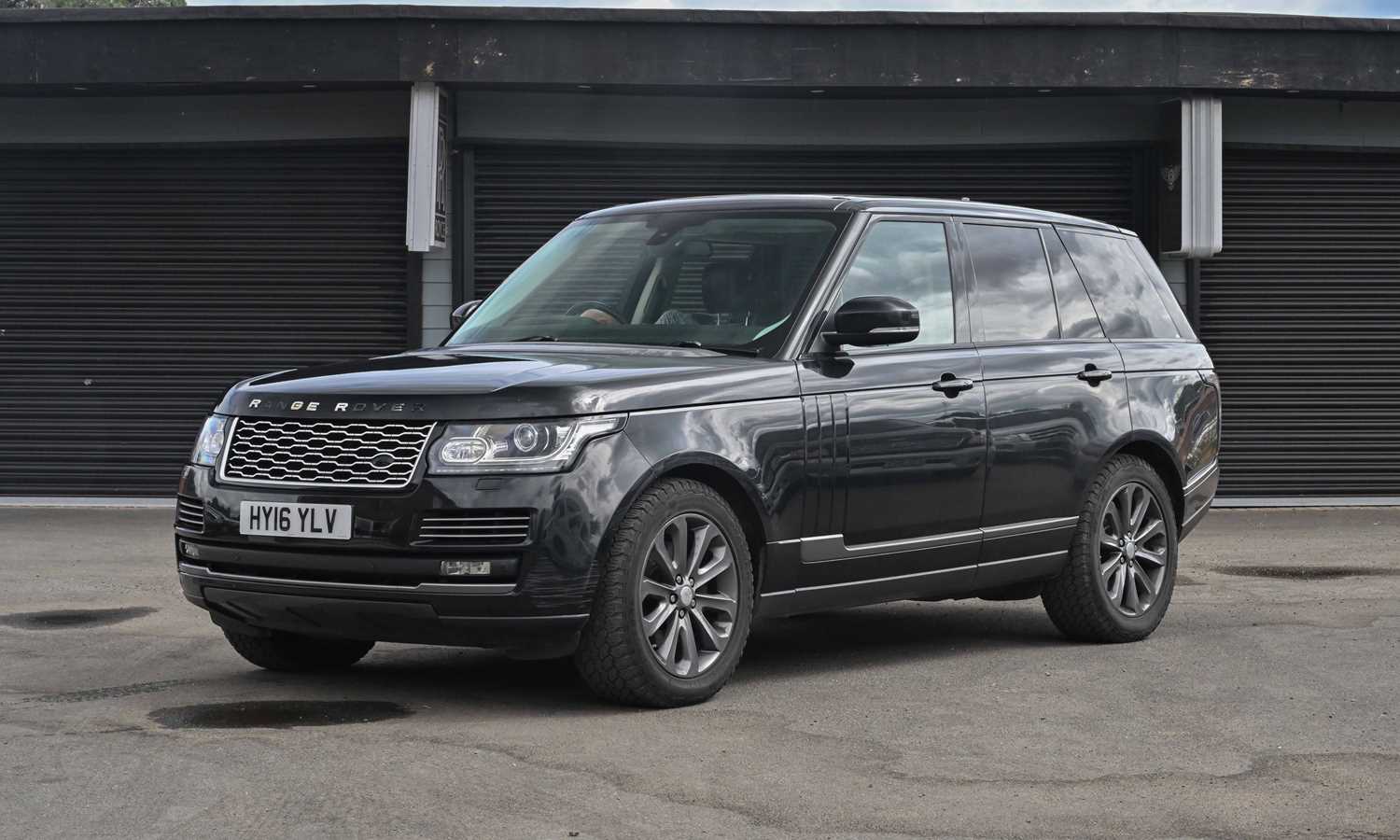 Lot 2016 Range Rover TDV6 3.0 Vogue