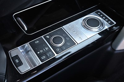 Lot 2016 Range Rover TDV6 3.0 Vogue