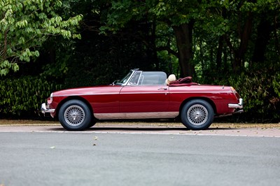 Lot 1971 MGB