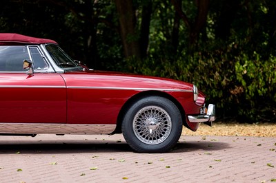 Lot 1971 MGB
