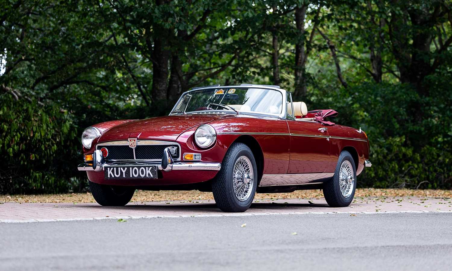Lot 1971 MGB