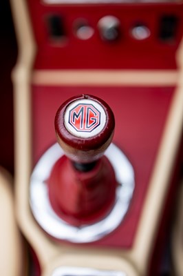 Lot 1971 MGB