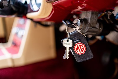 Lot 1971 MGB