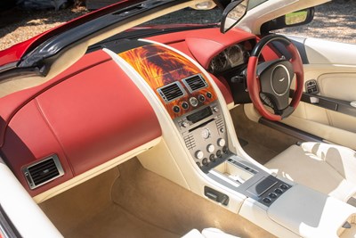 Lot 2006 Aston Martin DB9