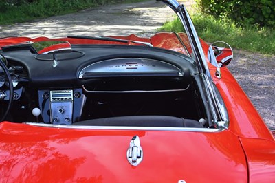 Lot 1961 Chevrolet Corvette C1