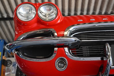 Lot 1961 Chevrolet Corvette C1