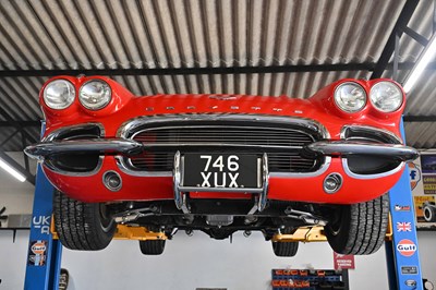Lot 1961 Chevrolet Corvette C1