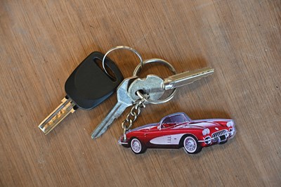 Lot 1961 Chevrolet Corvette C1