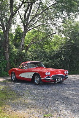 Lot 1961 Chevrolet Corvette C1
