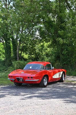 Lot 1961 Chevrolet Corvette C1