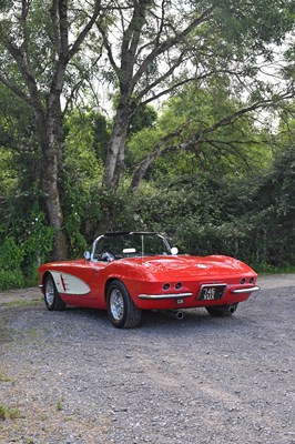 Lot 1961 Chevrolet Corvette C1