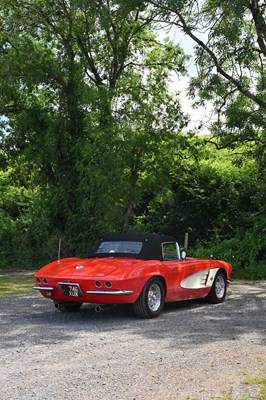 Lot 1961 Chevrolet Corvette C1