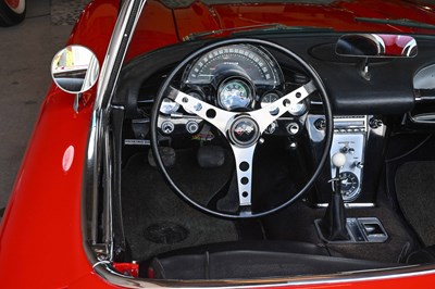 Lot 1961 Chevrolet Corvette C1
