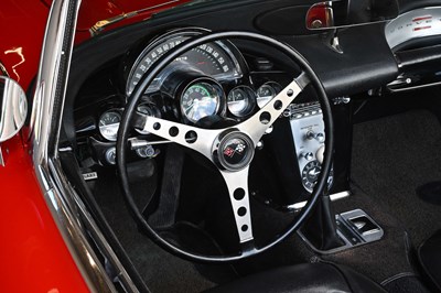 Lot 1961 Chevrolet Corvette C1