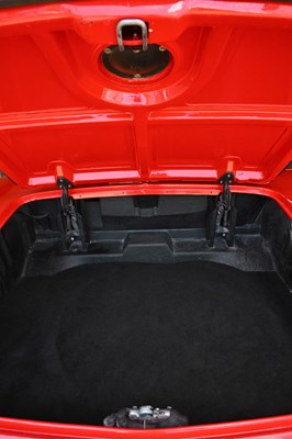 Lot 1961 Chevrolet Corvette C1