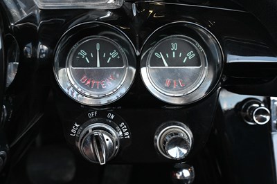 Lot 1961 Chevrolet Corvette C1