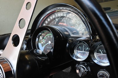 Lot 1961 Chevrolet Corvette C1