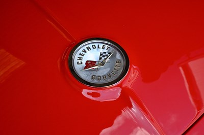 Lot 1961 Chevrolet Corvette C1