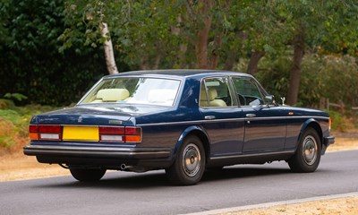 Lot 1990 Rolls-Royce Silver Spirit II