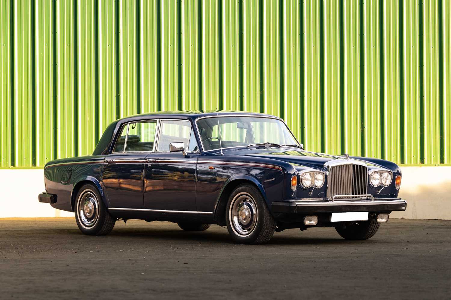 Lot 1980 Bentley T2 Saloon