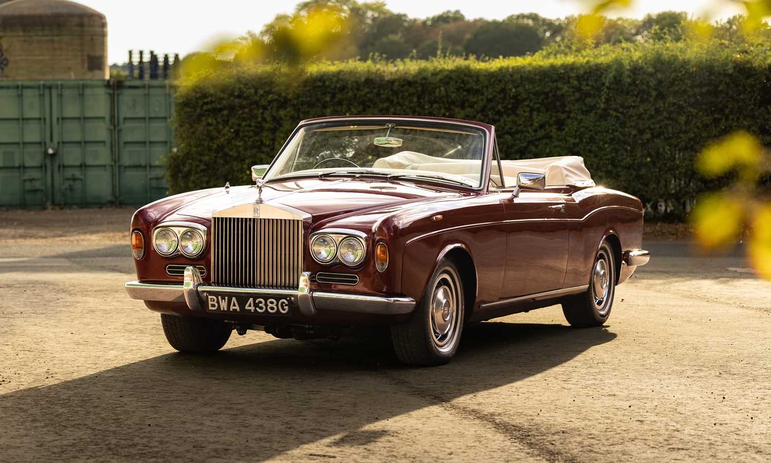 Lot 1967 Rolls-Royce Silver Shadow Drophead Coupé by Mulliner Park Ward