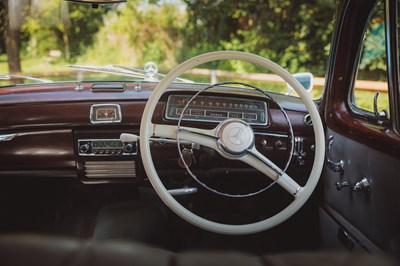 Lot 1956 Mercedes-Benz 220a Ponton