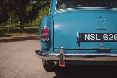 Lot 1956 Mercedes-Benz 220a Ponton