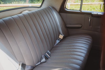 Lot 1956 Mercedes-Benz 220a Ponton