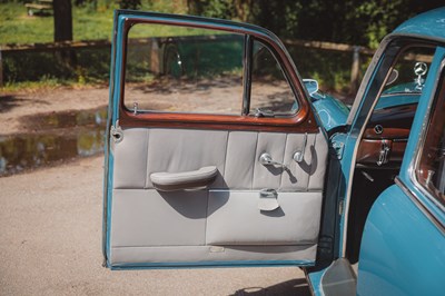 Lot 1956 Mercedes-Benz 220a Ponton