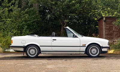 Lot 1990 BMW E30 325i Cabriolet