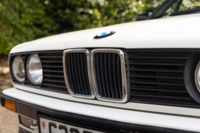 Lot 1990 BMW E30 325i Cabriolet
